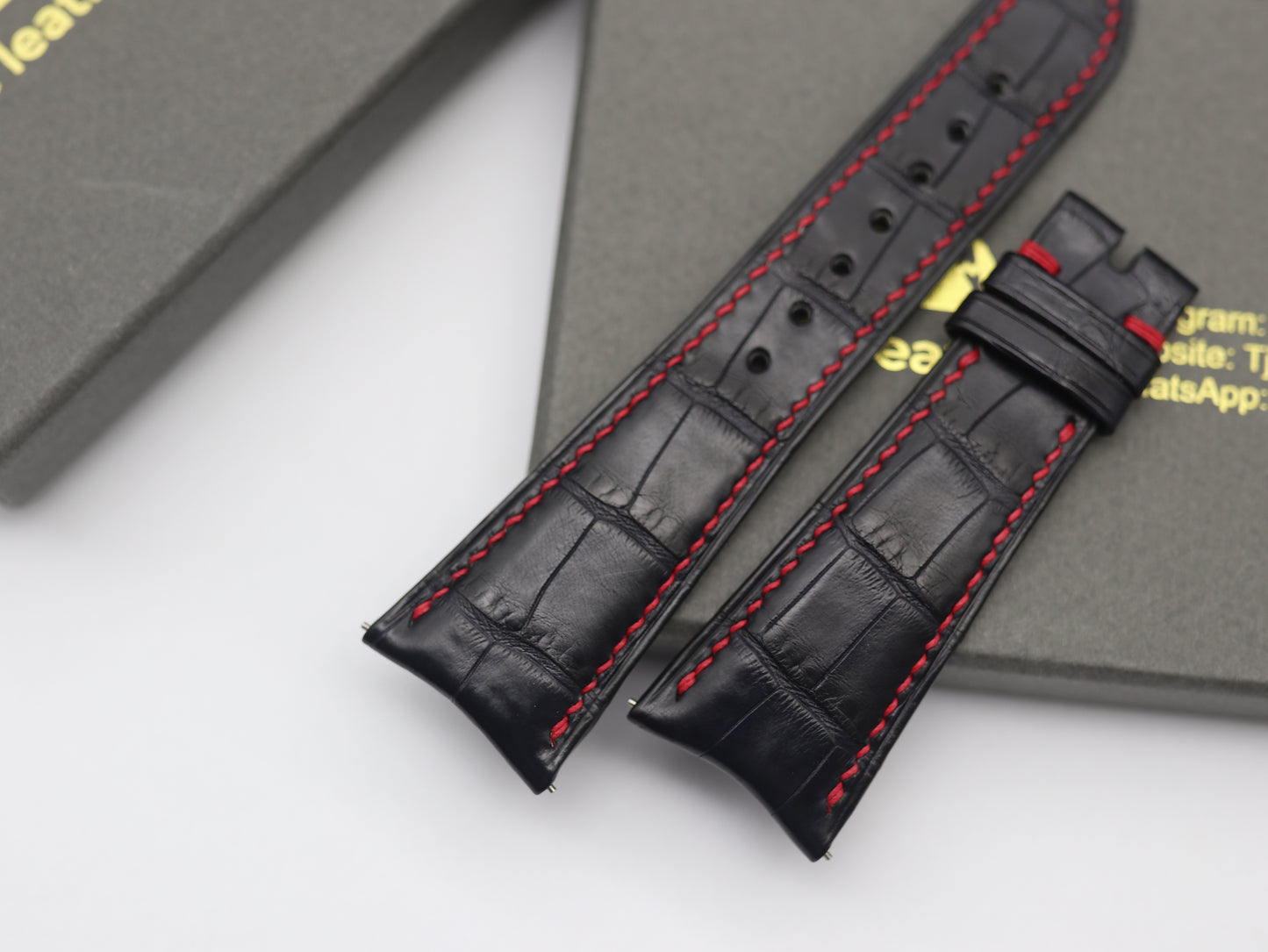 Curved Strap - Curved Lug Alligator Strap for Curved Spring Bar