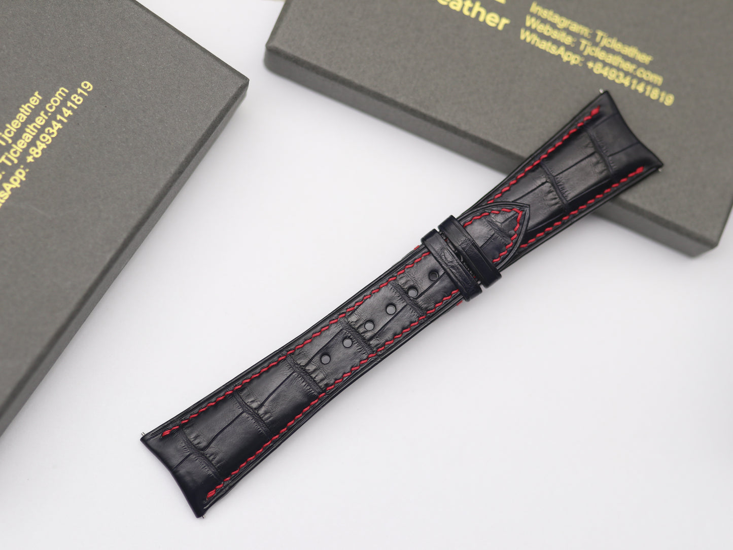 Curved Strap - Curved Lug Alligator Strap for Curved Spring Bar